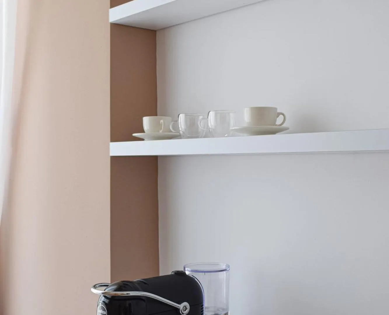 Apartment Suiteer 01 Tirana